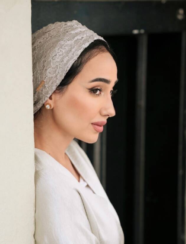 Lace Silver Turban
