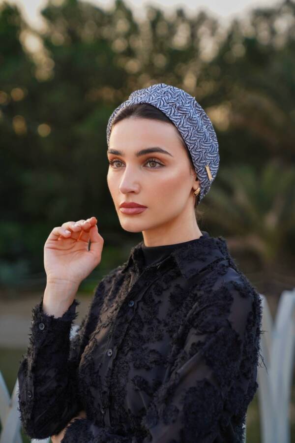 Lace Black & White Turban