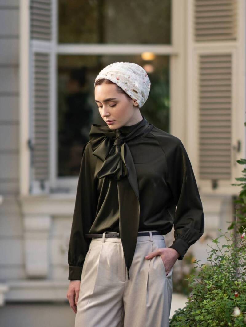 Lace Creamy With Colored Details Turban